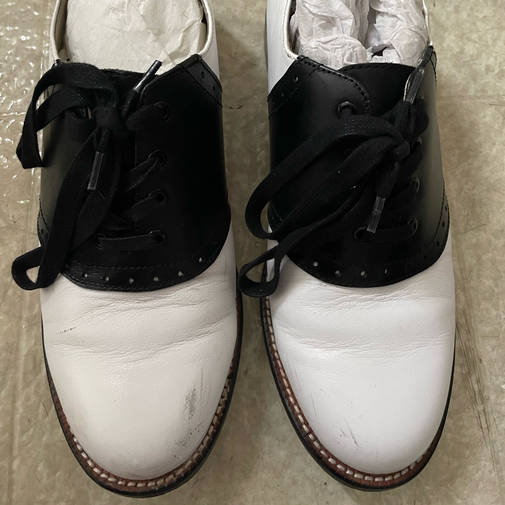 Re-Mix Deluxe Vintage Classics Women’s Saddle Oxford Leather Shoes, size 7.5
